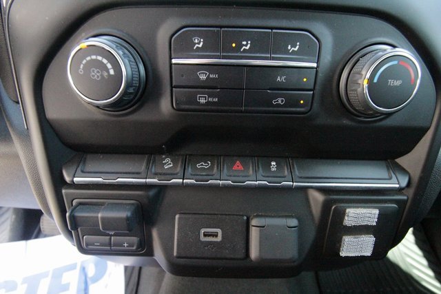 Used 2019 Chevrolet Silverado 1500 Custom Trail Boss w/ Custom Convenience Package image 24