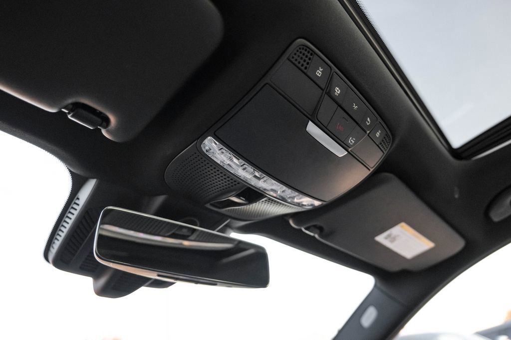 Used 2021 Mercedes-Benz E 350 Sedan image 21