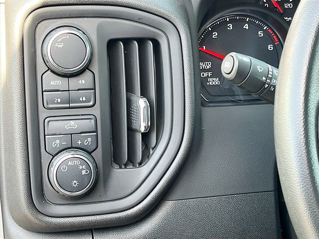 Used 2024 Chevrolet Silverado 1500 Custom Trail Boss image 10
