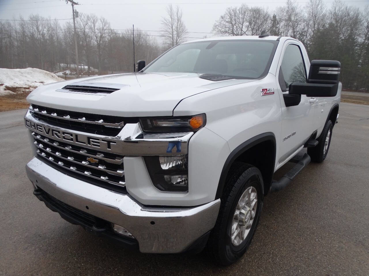 Used 2020 Chevrolet Silverado 3500 4x4 Regular Cab LT w/ Convenience Package image 4