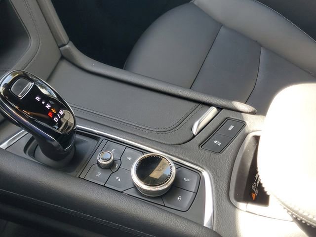 Used 2023 Cadillac XT6 Sport w/ Technology Package image 28