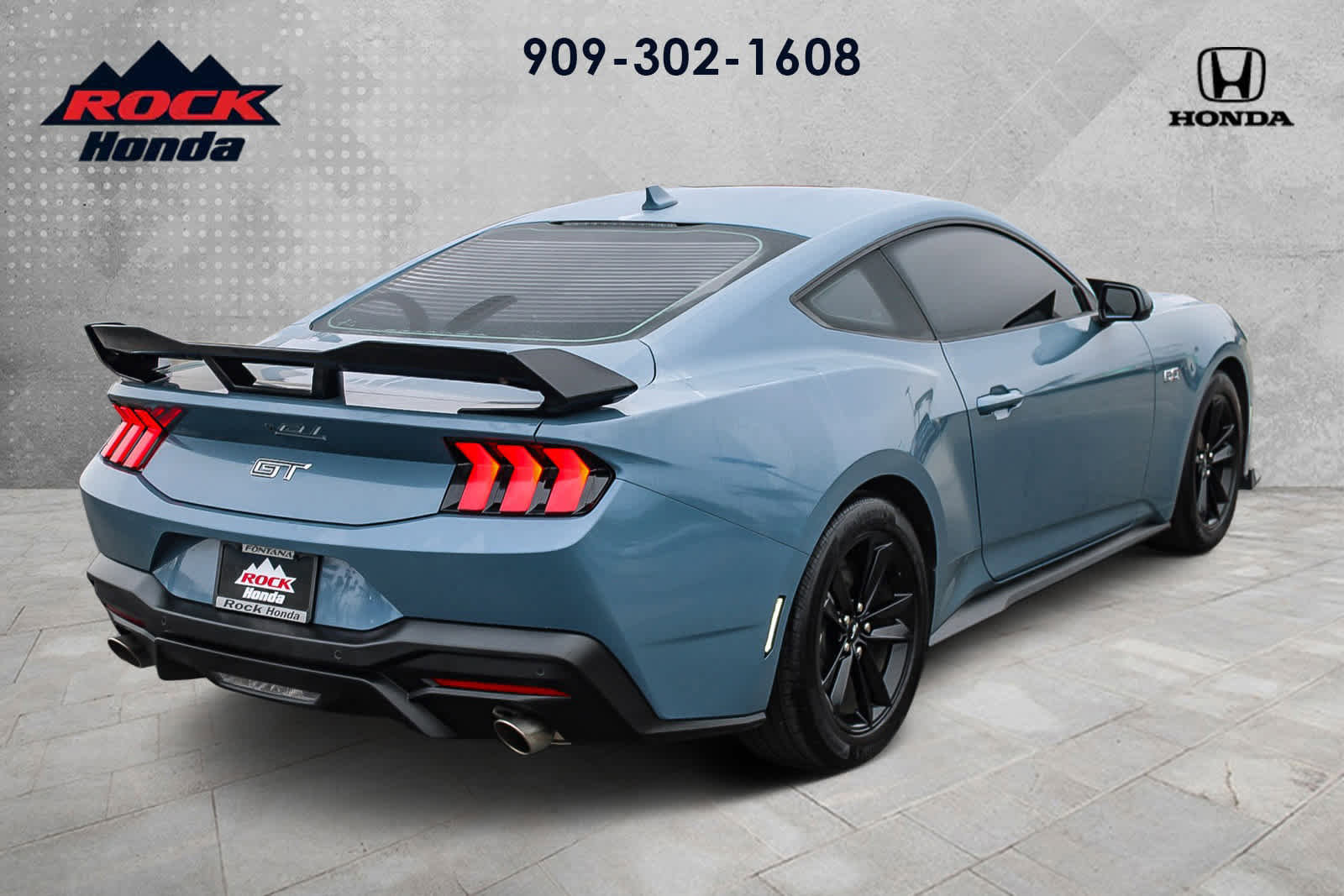 Used 2025 Ford Mustang GT RWD image 6