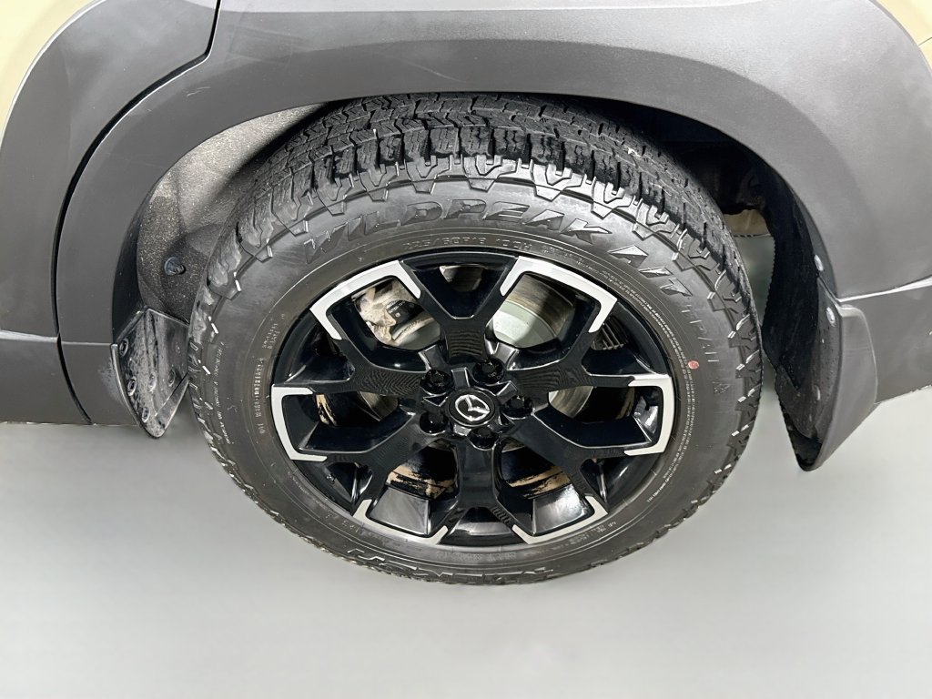 Used 2023 MAZDA CX-50 Meridian Edition w/ Apex Package AWD/4WD image 34