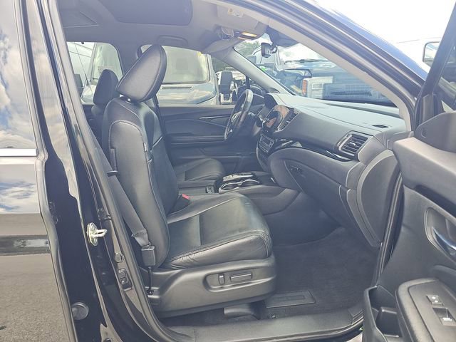 Used 2020 Honda Pilot Touring image 6