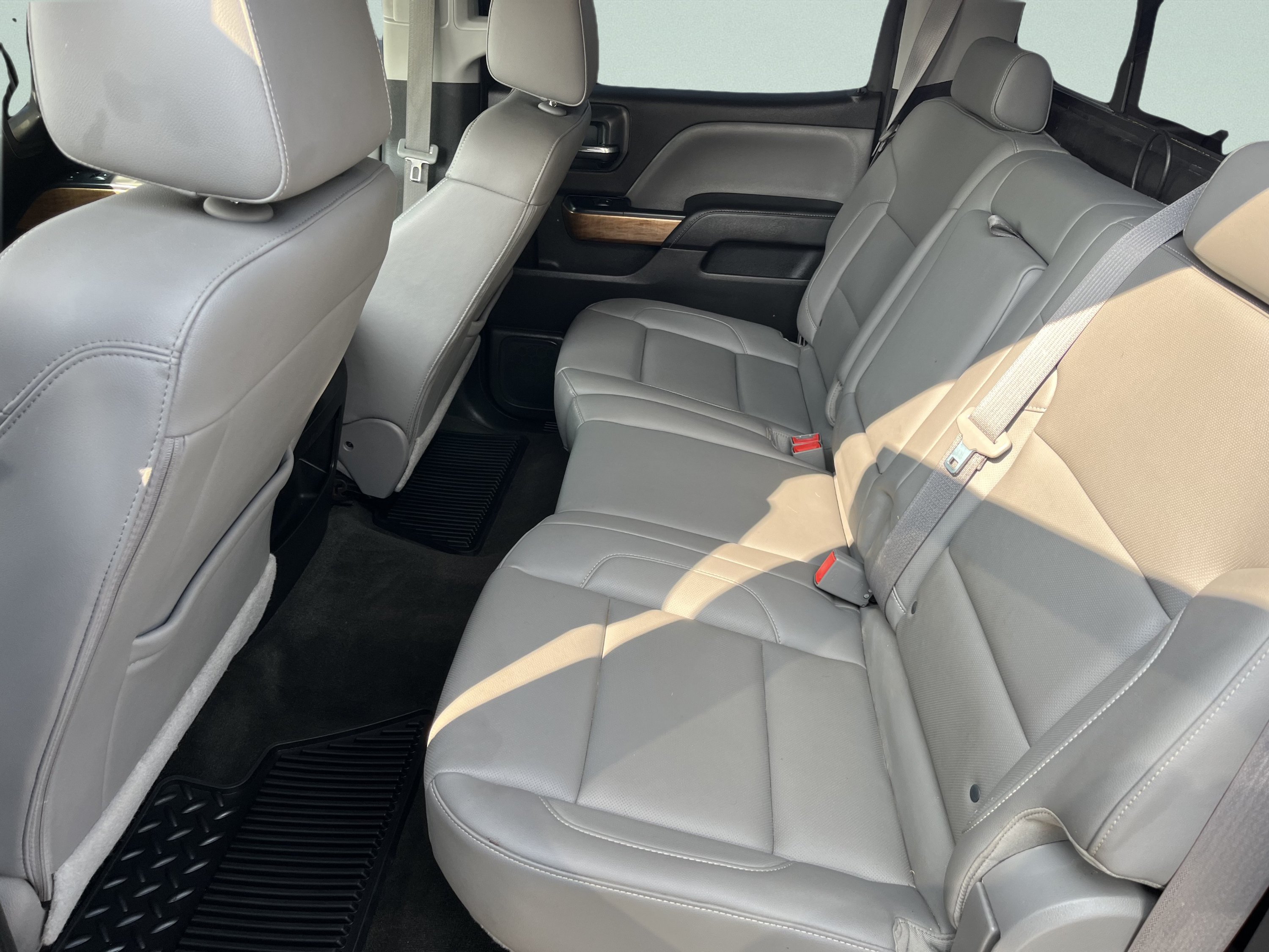 Used 2016 Chevrolet Silverado 1500 LTZ w/ LTZ Plus Package AWD/4WD image 11