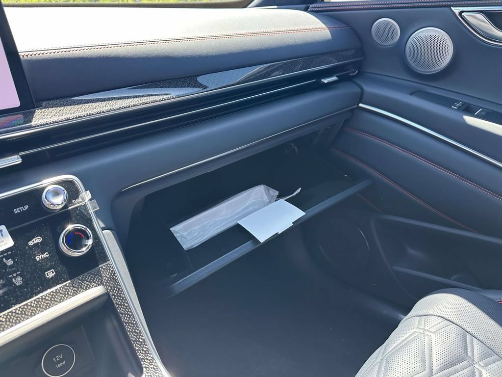 New 2026 Genesis GV80 3.5T e-SC AWD/4WD image 17