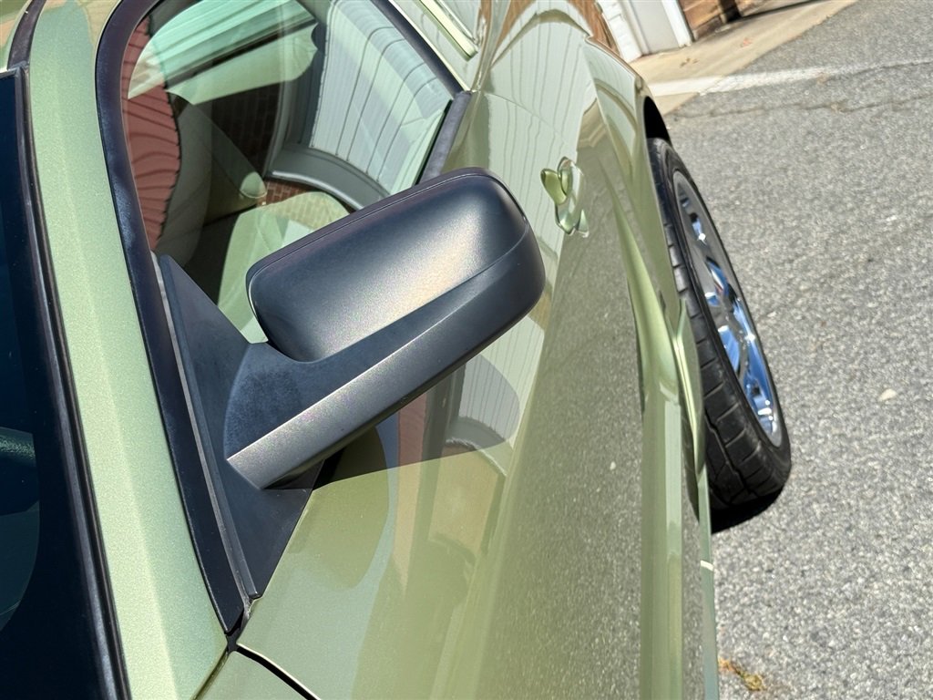 Used 2005 Ford Mustang GT Premium image 13