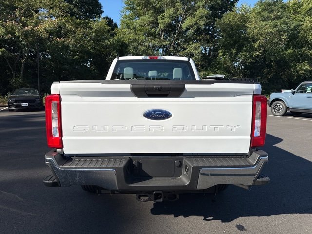 New 2026 Ford F350 XL w/ XL Chrome Package image 4