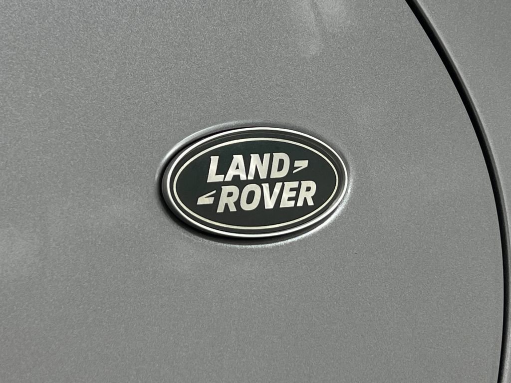 Used 2021 Land Rover Discovery S R-Dynamic image 41