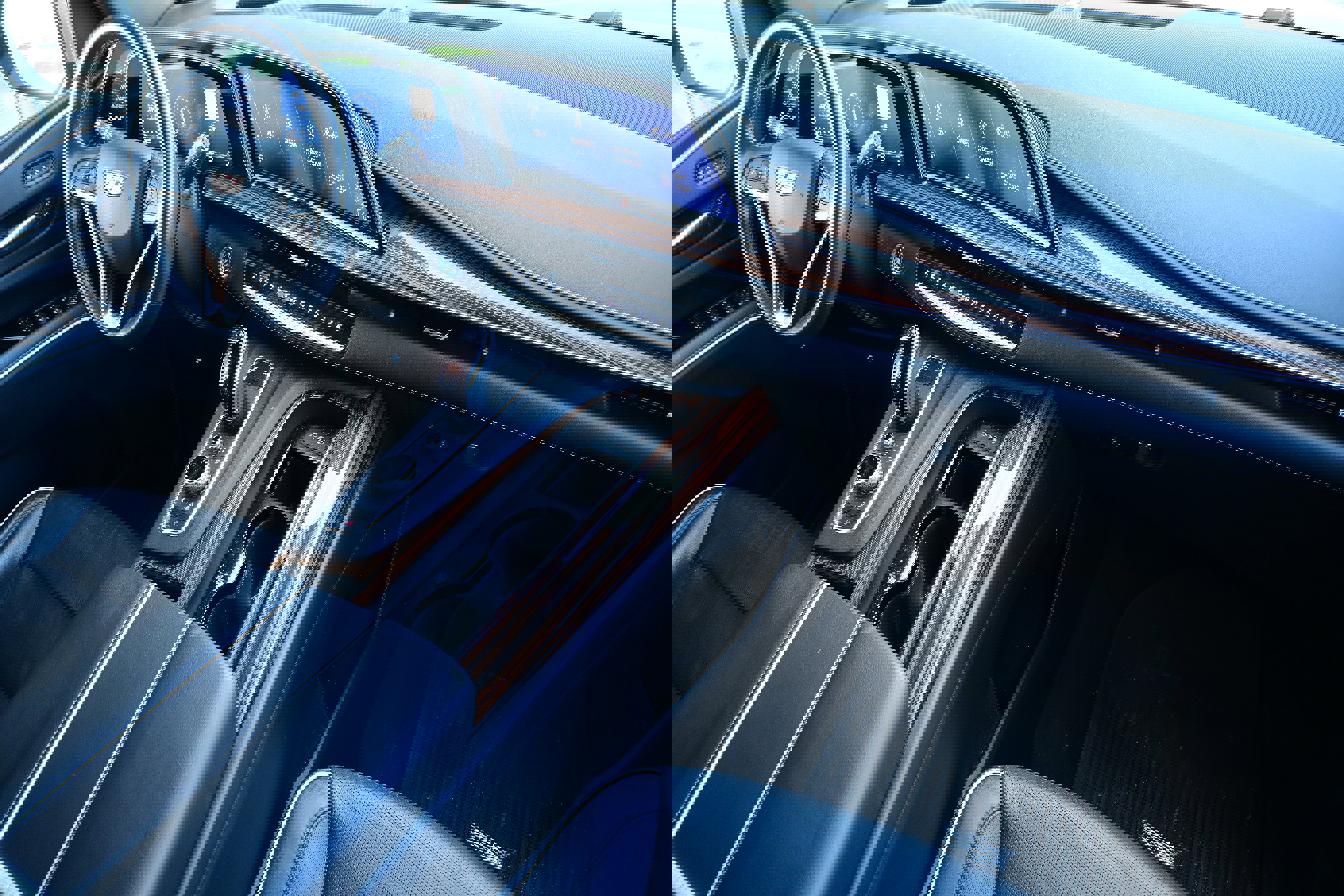 Used 2021 Cadillac Escalade ESV Premium Luxury w/ LPO, Illumination Package image 25