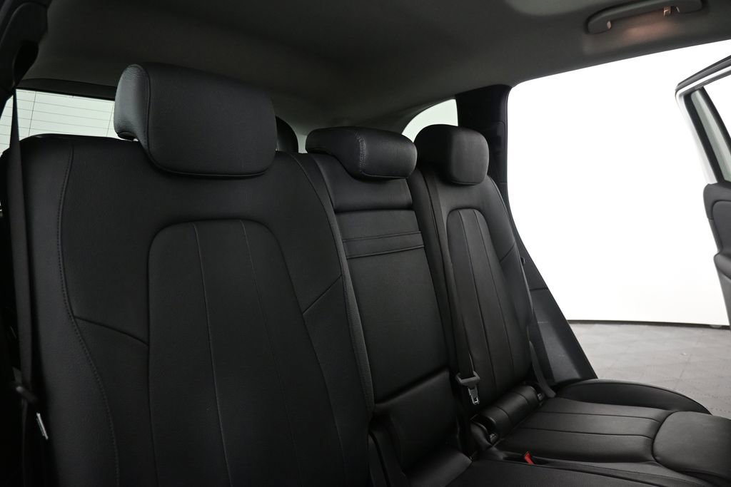 Used 2022 Mercedes-Benz GLB 250 image 21
