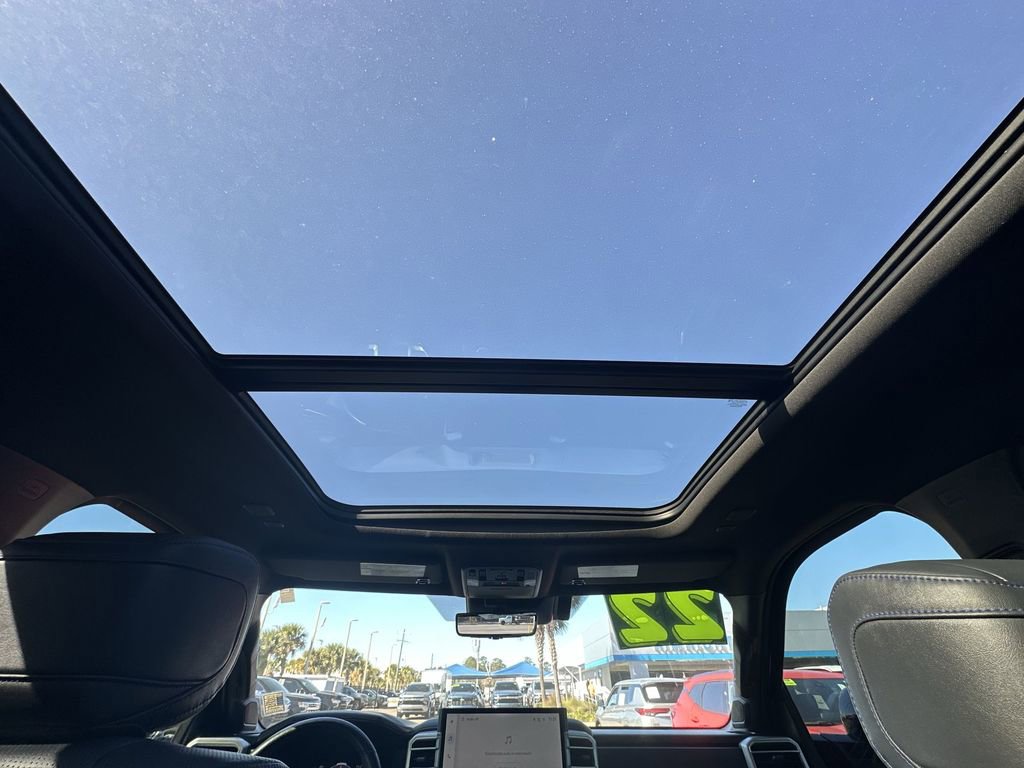 Used 2022 Toyota Tundra Platinum w/ Advanced Package image 19