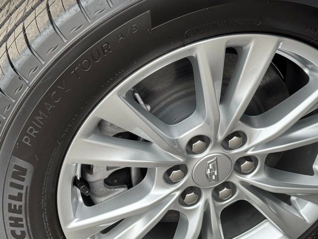 New 2025 Cadillac XT6 Luxury w/ LPO, Premium Carpet Package AWD/4WD image 13