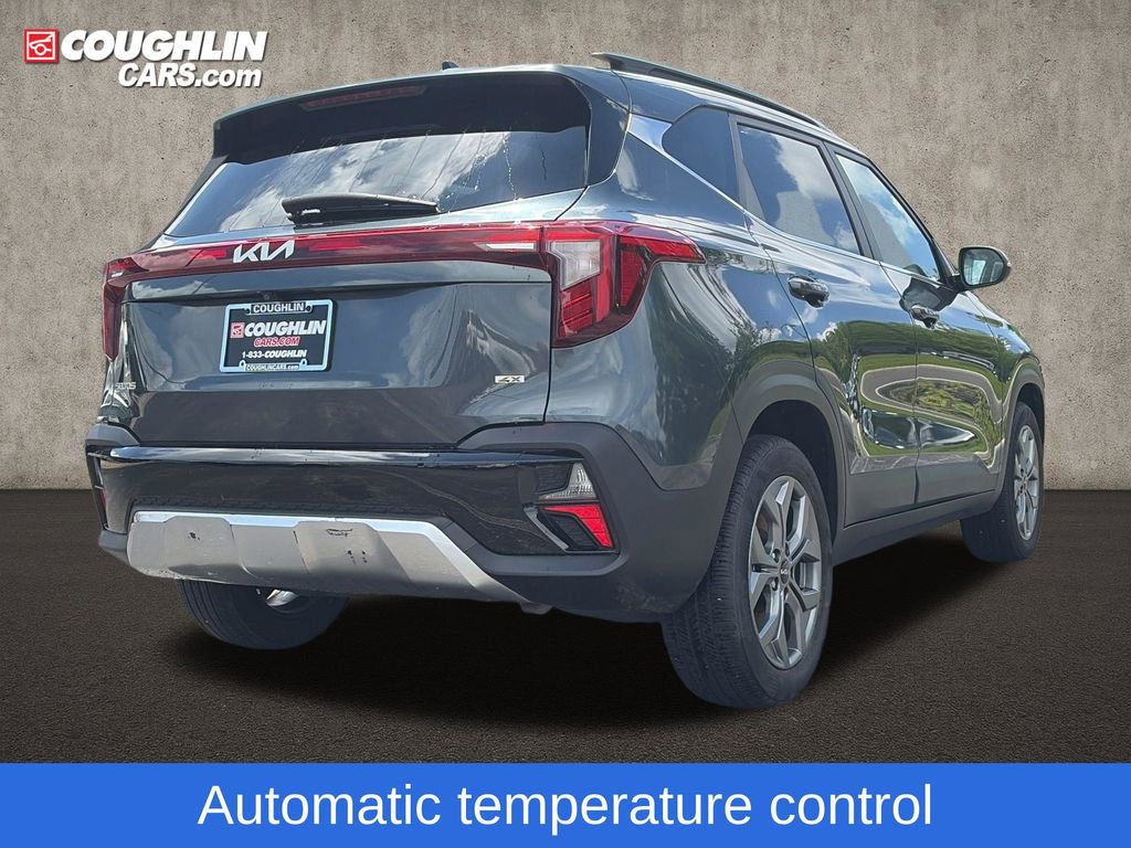 Used 2024 Kia Seltos S AWD/4WD image 9