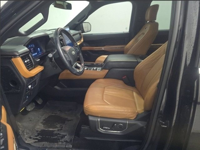 Used 2022 Ford Expedition Platinum image 6