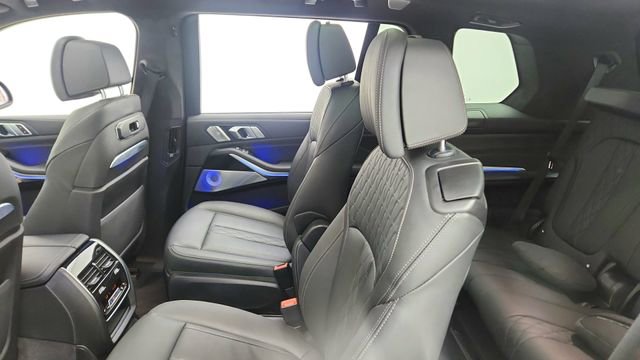 Used 2024 BMW X7 xDrive40i w/ Executive Package image 33