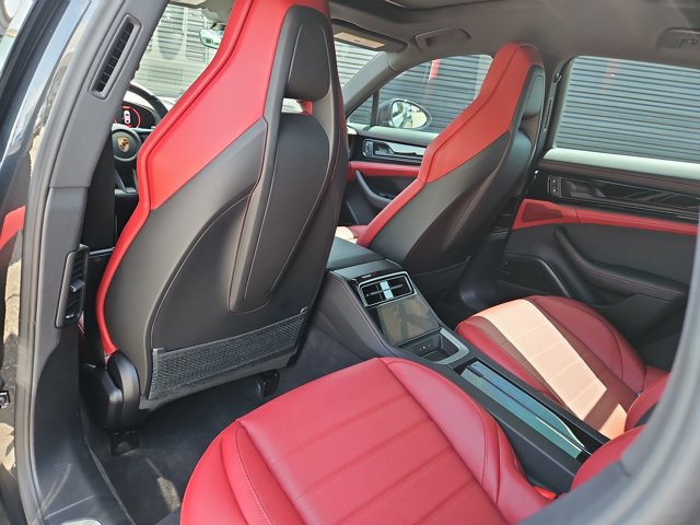 Certified 2024 Porsche Panamera 4 AWD/4WD image 22