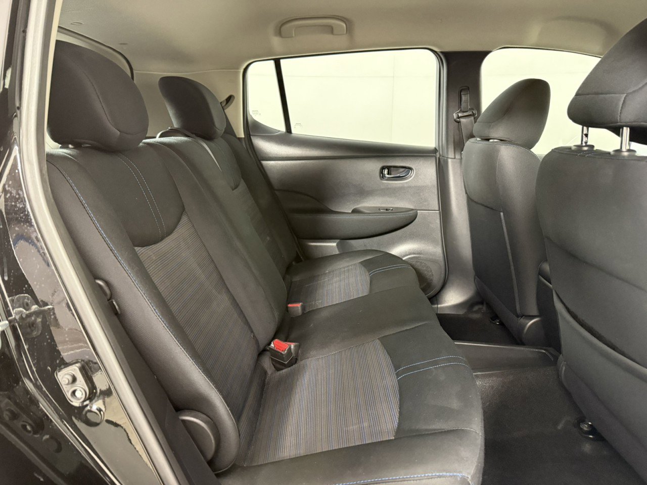 Used 2019 Nissan Leaf S w/ S Charge Package image 14