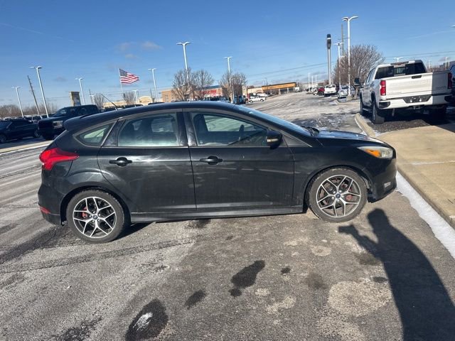 Used 2015 Ford Focus SE w/ SE Sport Package image 8