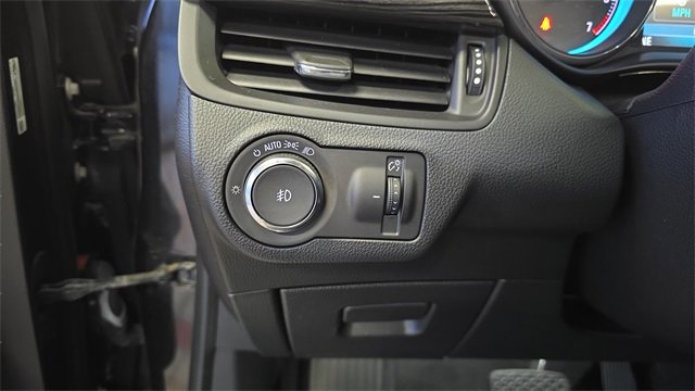 Used 2017 Buick Envision Essence image 24