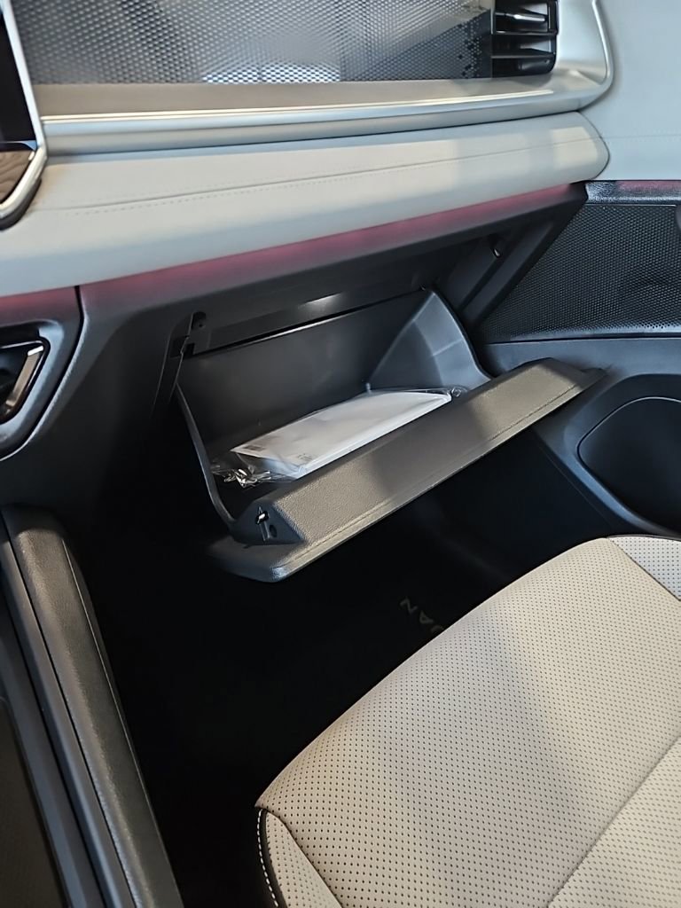 New 2026 Volkswagen Tiguan SE AWD/4WD image 30