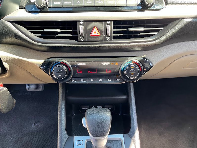 Used 2019 Kia Forte LXS image 19