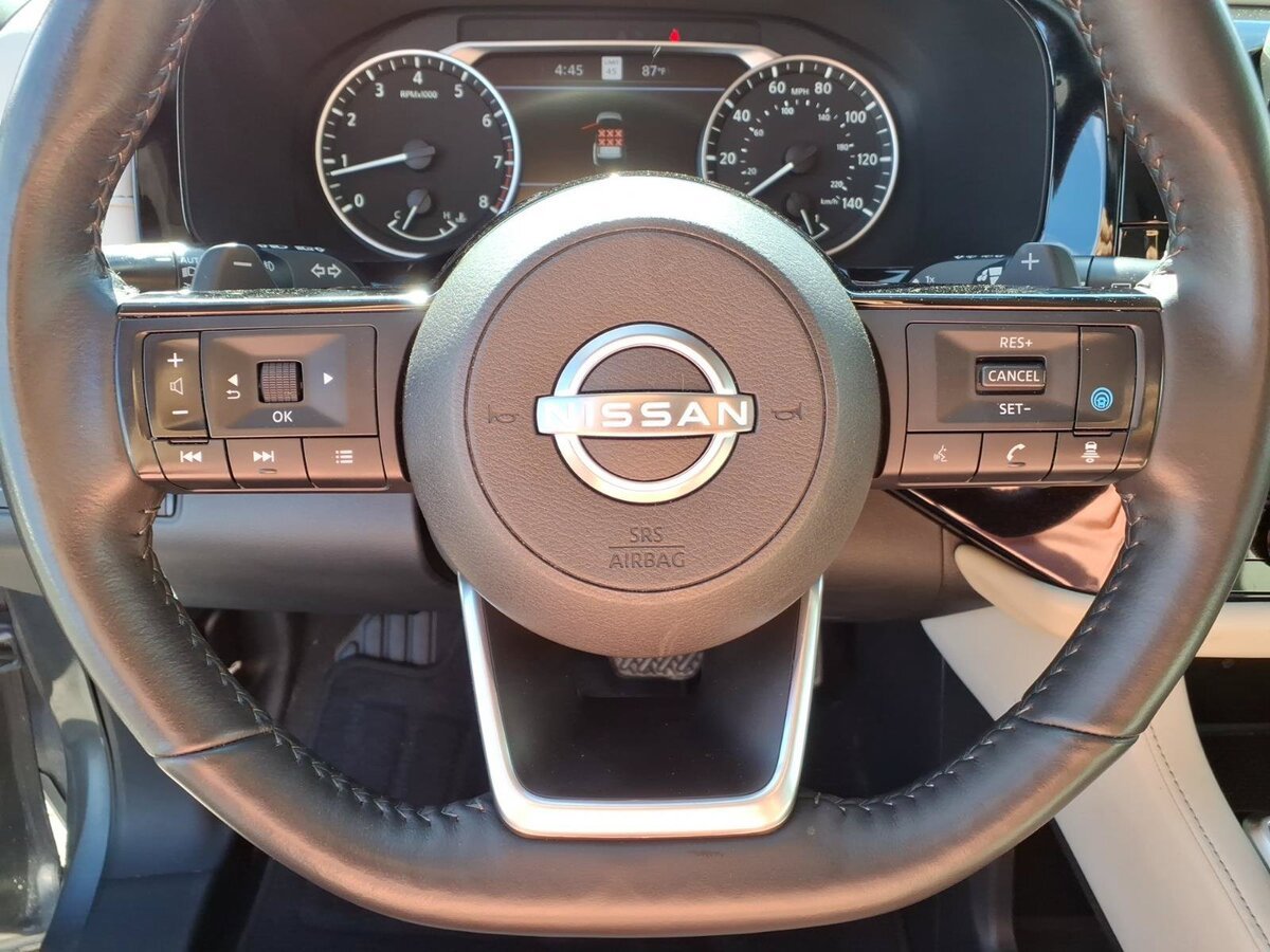 Used 2023 Nissan Pathfinder SL w/ Lighting Package (N92) AWD/4WD image 14