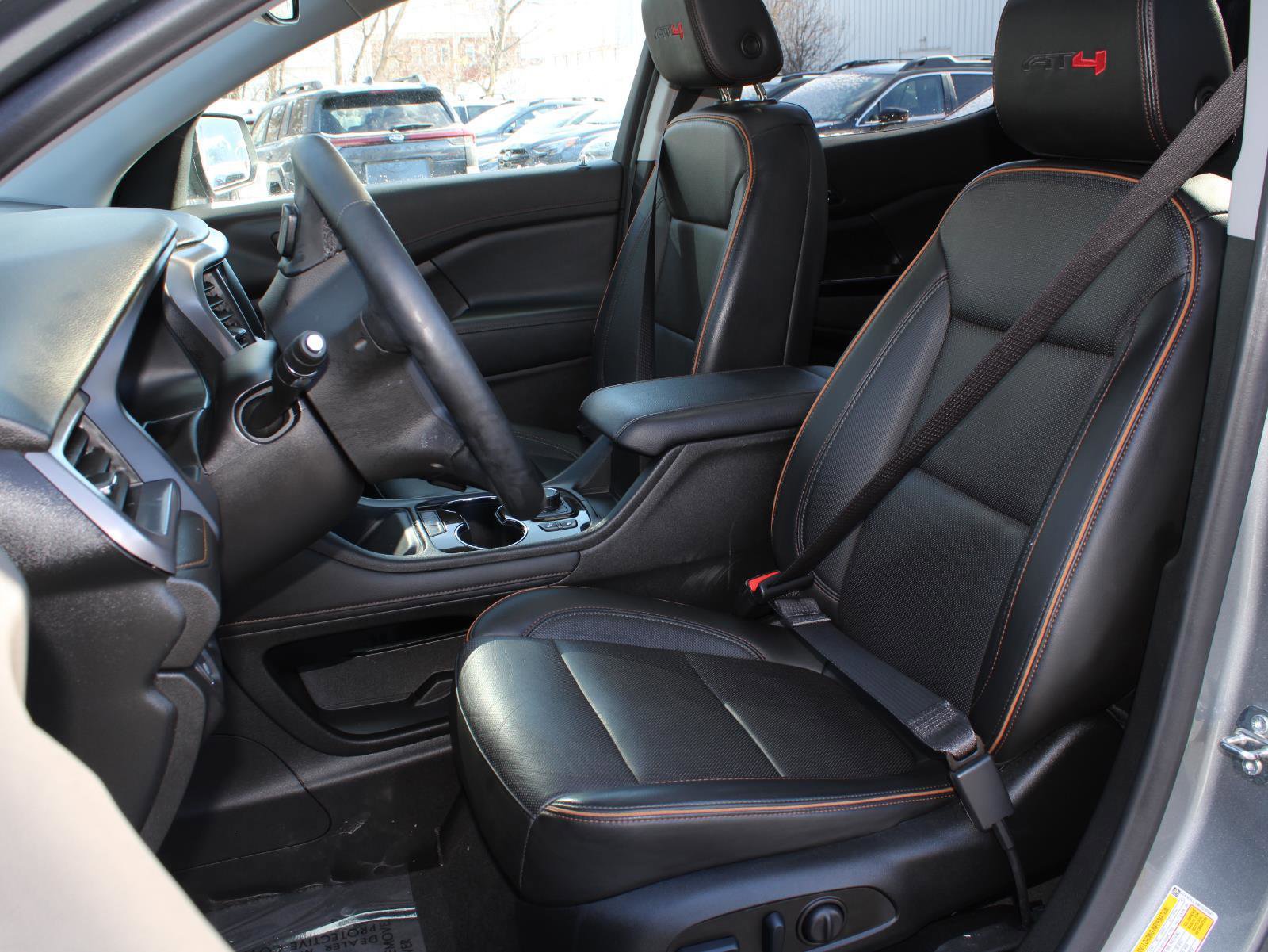 Used 2023 GMC Acadia AT4 image 17