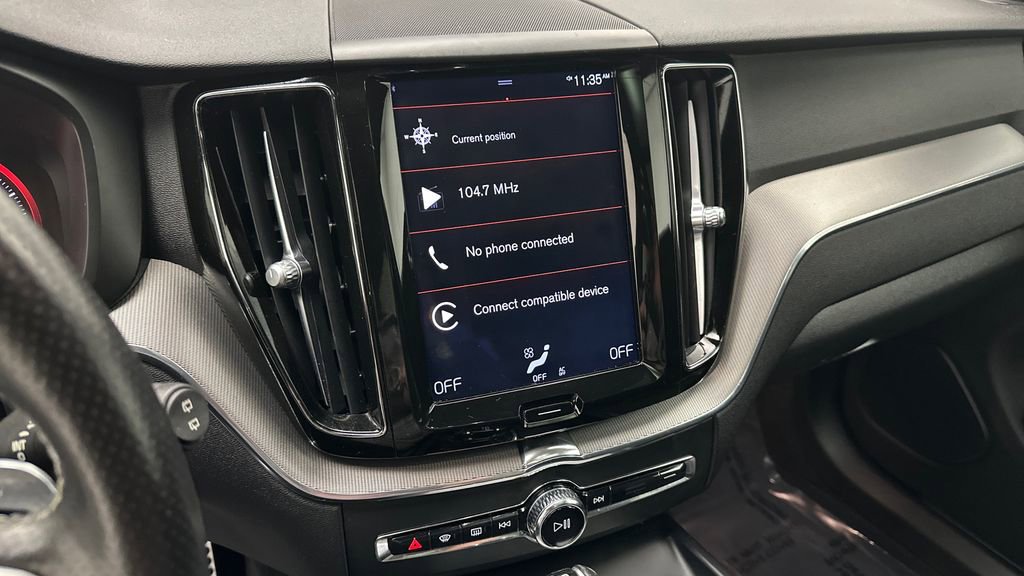 Used 2018 Volvo XC60 T6 R-Design w/ Convenience Package AWD/4WD image 13