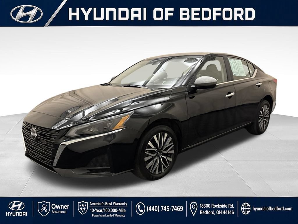 Used 2025 Nissan Altima 2.5 SV