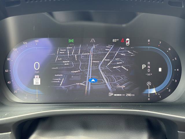 Used 2025 Volvo XC40 B5 Core w/ Protection Package AWD/4WD image 18