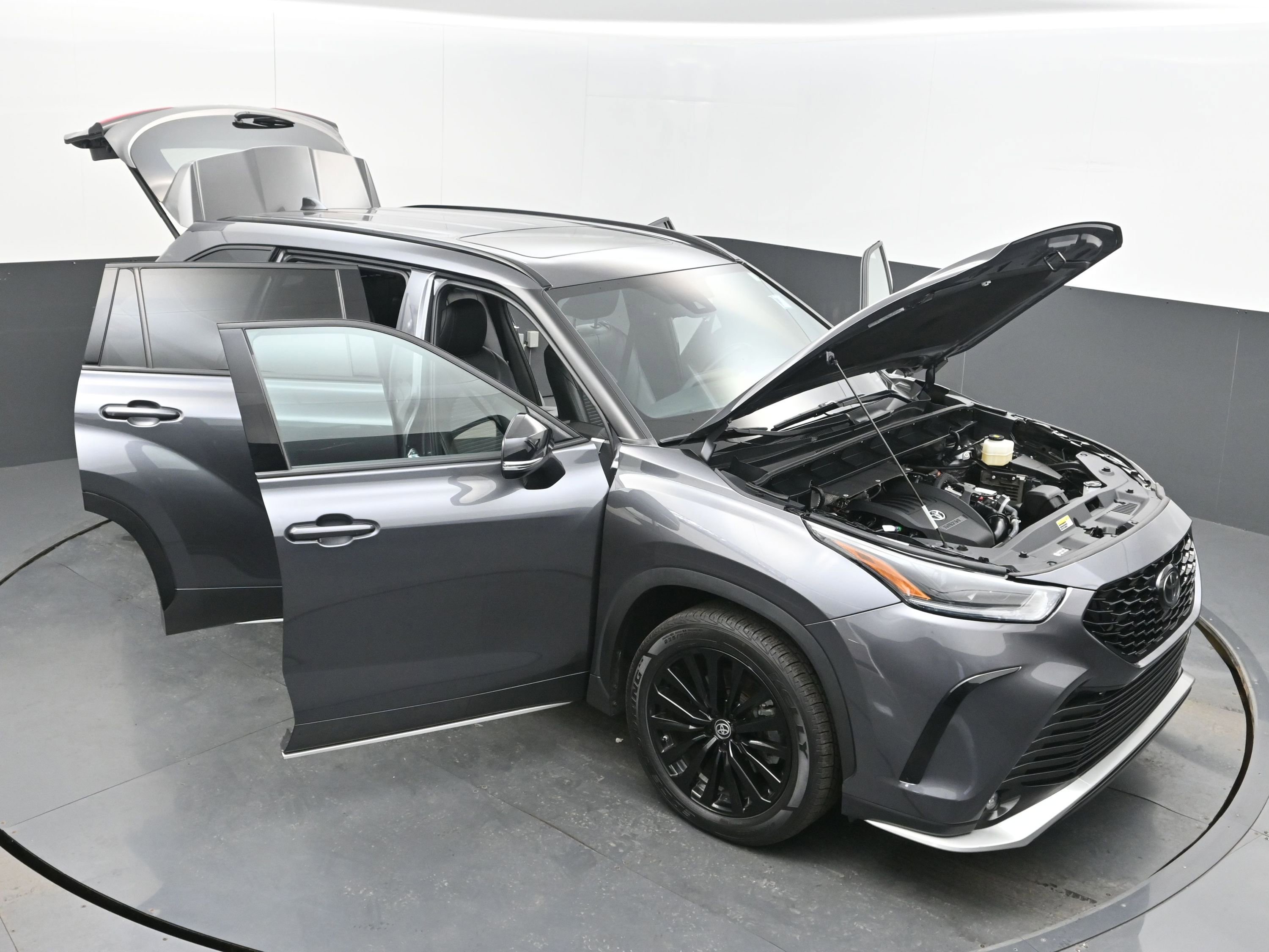 Used 2024 Toyota Highlander XSE image 41