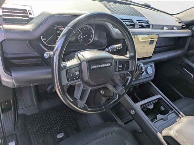 Used 2023 Land Rover Defender 110 X-Dynamic SE image 10