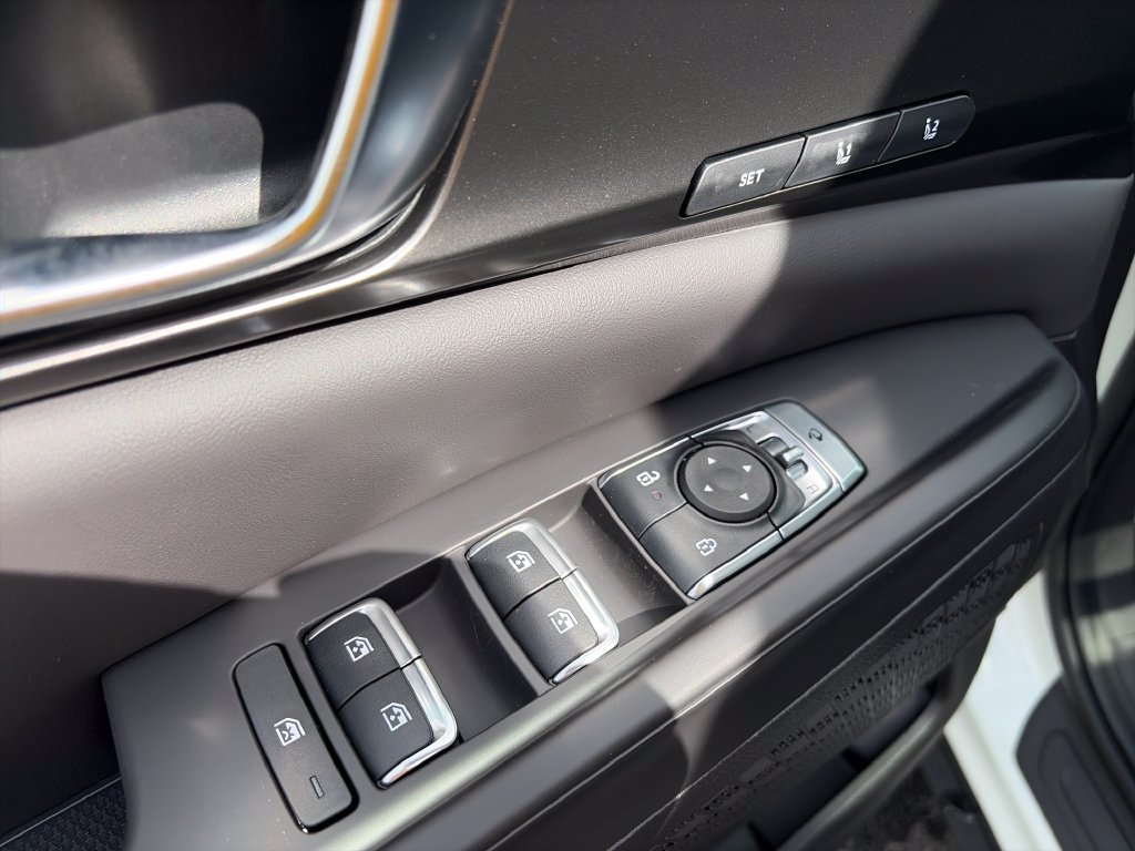New 2027 Kia Carnival SX Prestige FWD image 18