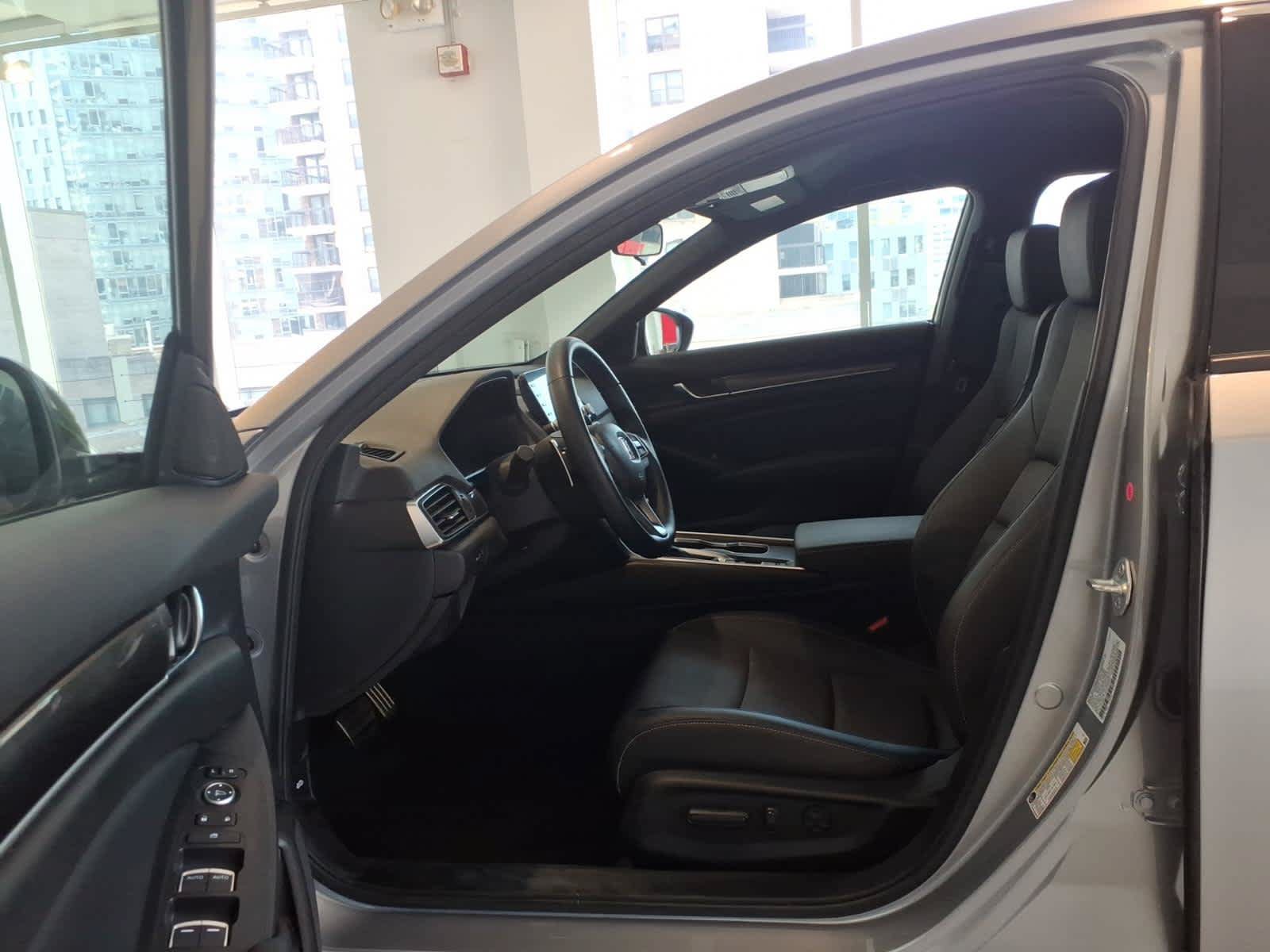 Used 2022 Honda Accord Sport image 14