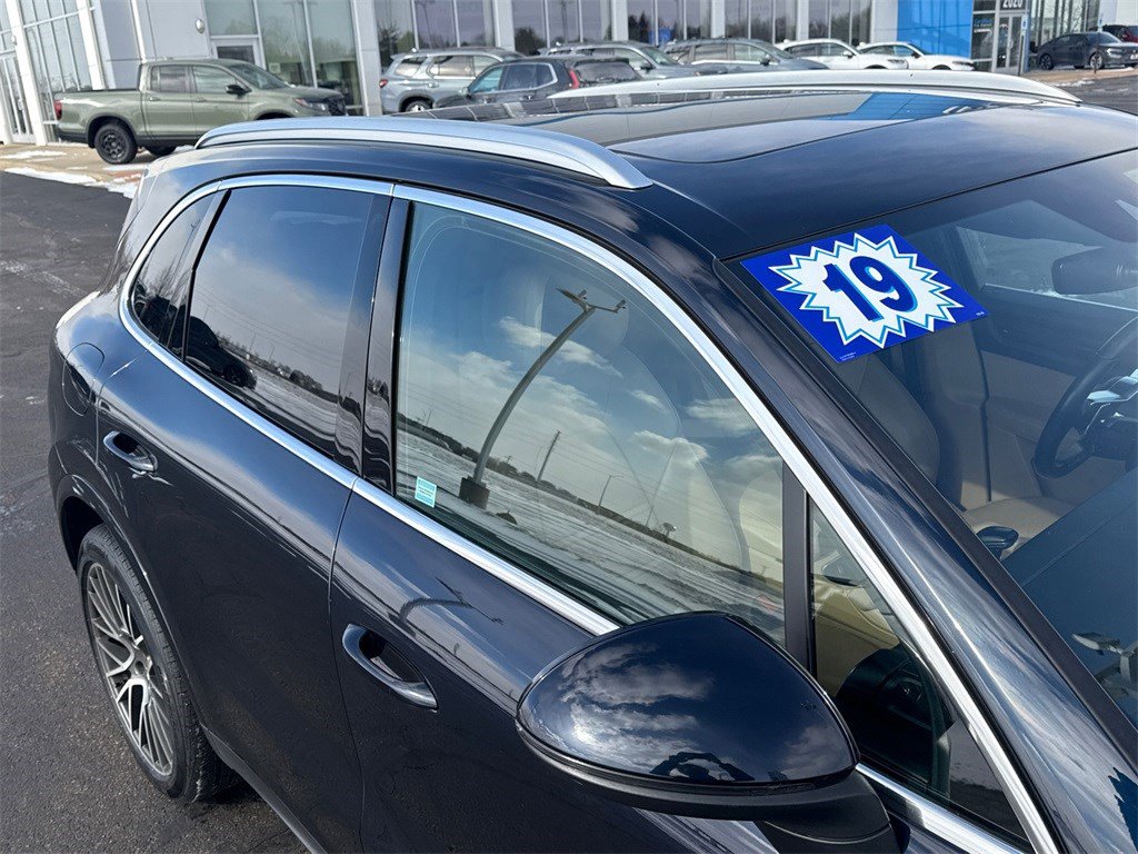 Used 2019 Porsche Cayenne image 13