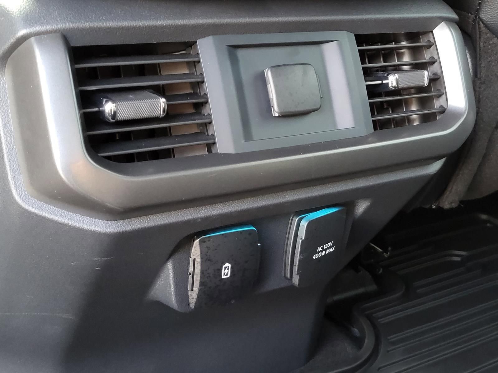 Used 2024 Ford F150 Lariat w/ Bed Utility Package image 13