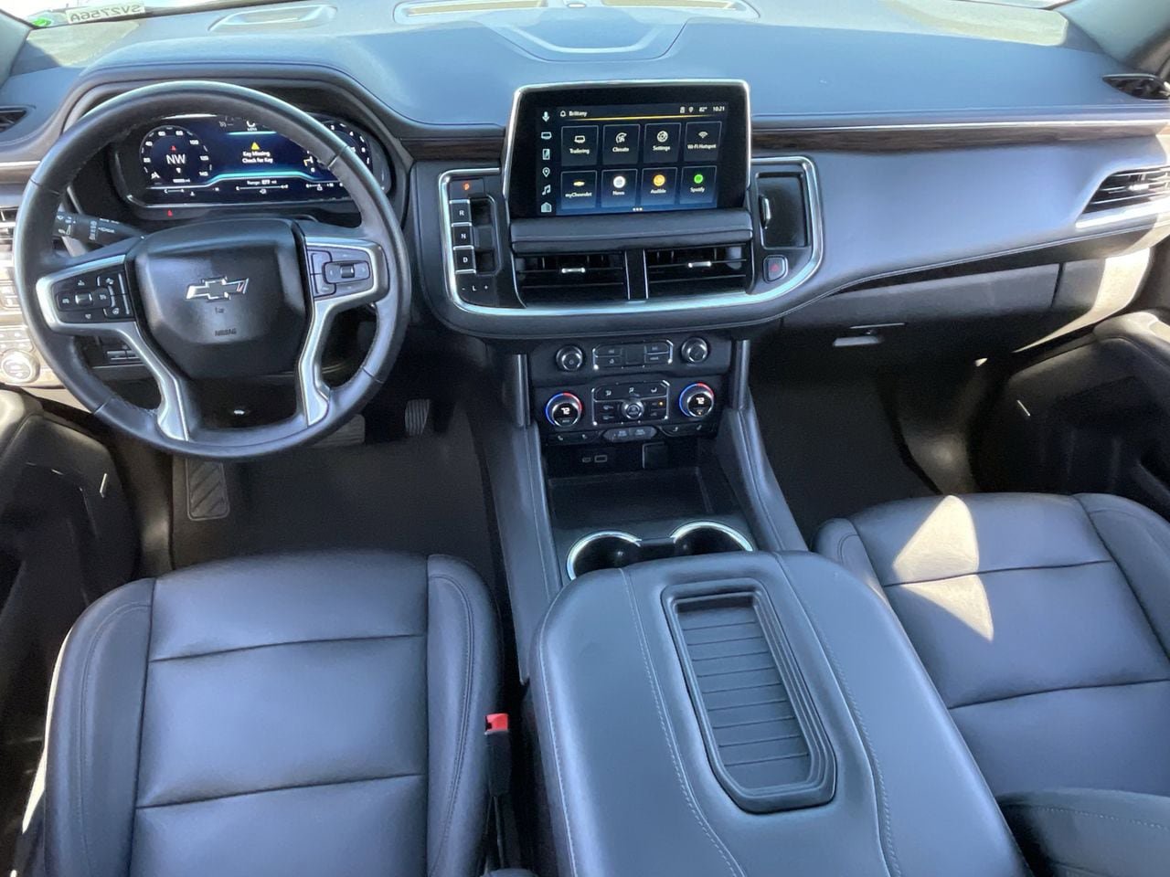 Used 2022 Chevrolet Tahoe Z71 w/ Z71 Off-Road Package image 15