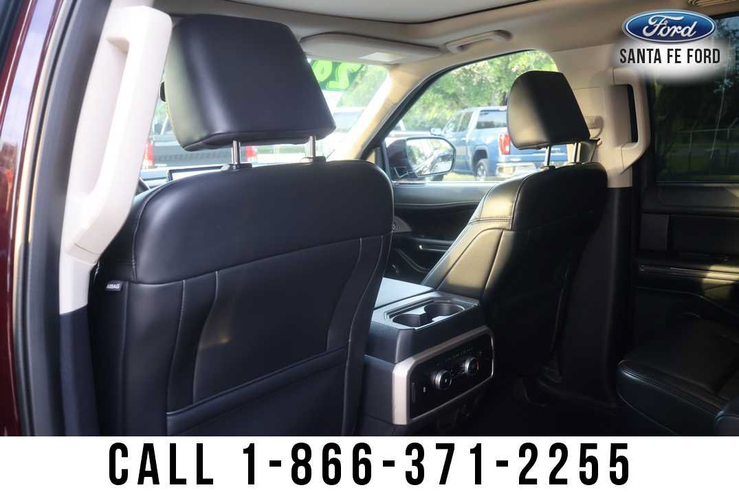 Used 2024 Ford Expedition XLT RWD image 18