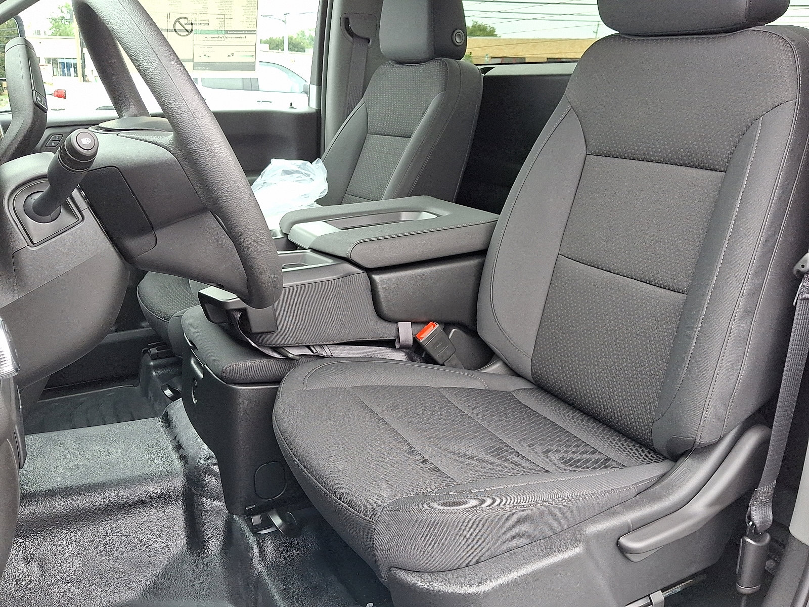 New 2025 GMC Sierra 2500 Pro w/ Convenience Package image 5