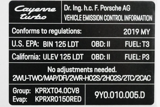 Used 2019 Porsche Cayenne Turbo w/ Premium Plus Package image 44