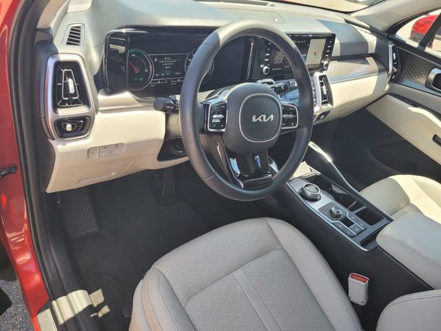Used 2023 Kia Sorento EX AWD/4WD image 9