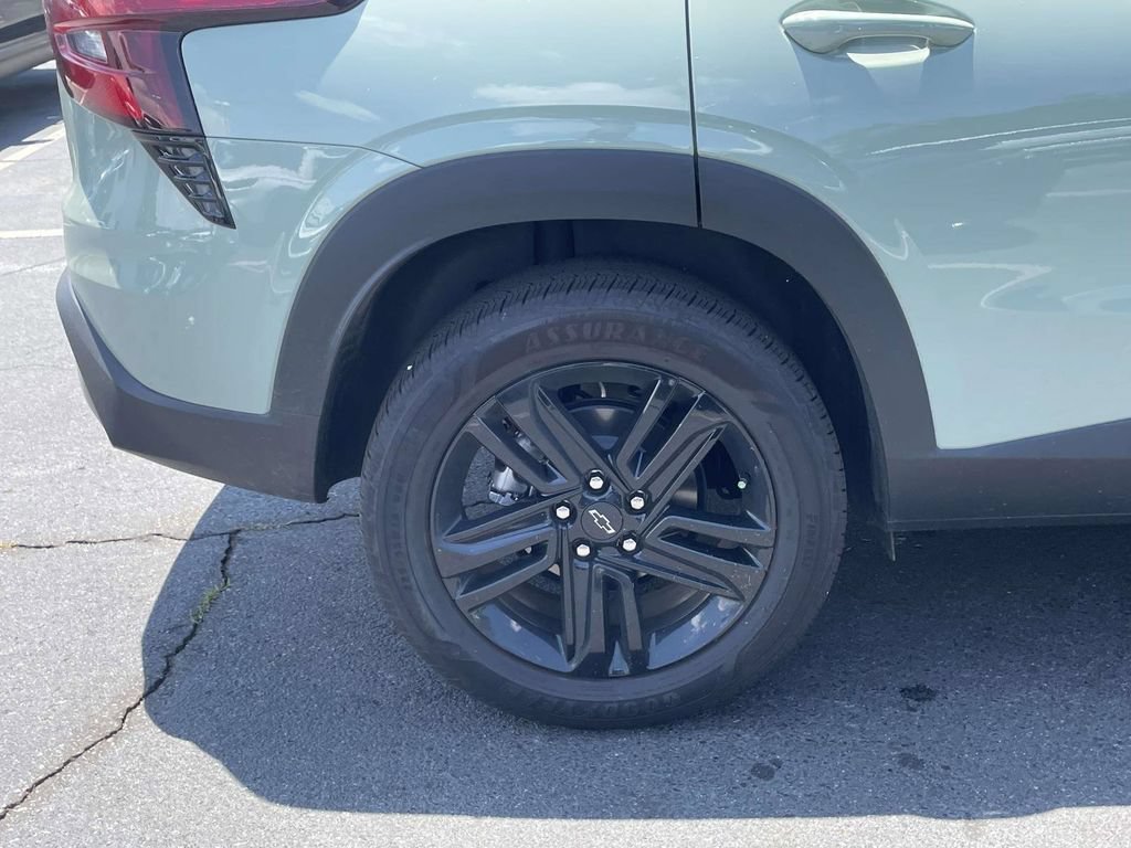 Used 2025 Chevrolet Trax ACTIV w/ Driver Confidence Package FWD image 9