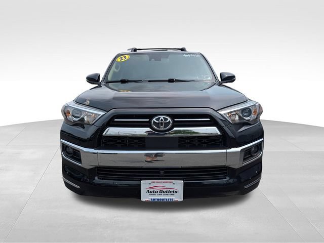 Used 2023 Toyota 4Runner Limited AWD/4WD image 2