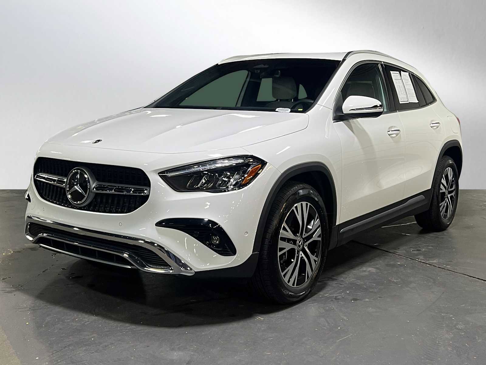 Certified 2025 Mercedes-Benz GLA 250 4MATIC image 8