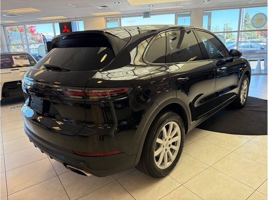 Used 2021 Porsche Cayenne E-Hybrid AWD/4WD image 5