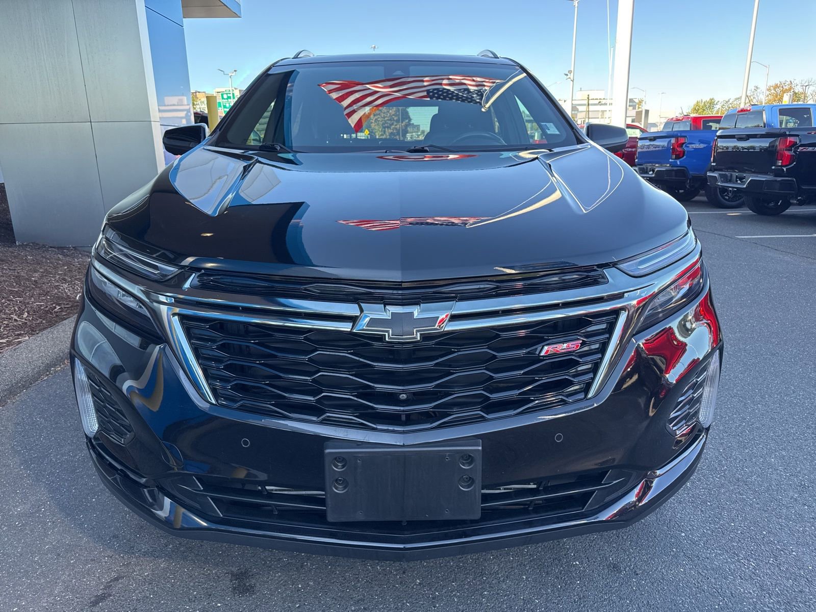 Used 2022 Chevrolet Equinox RS w/ RS Leather Package image 3