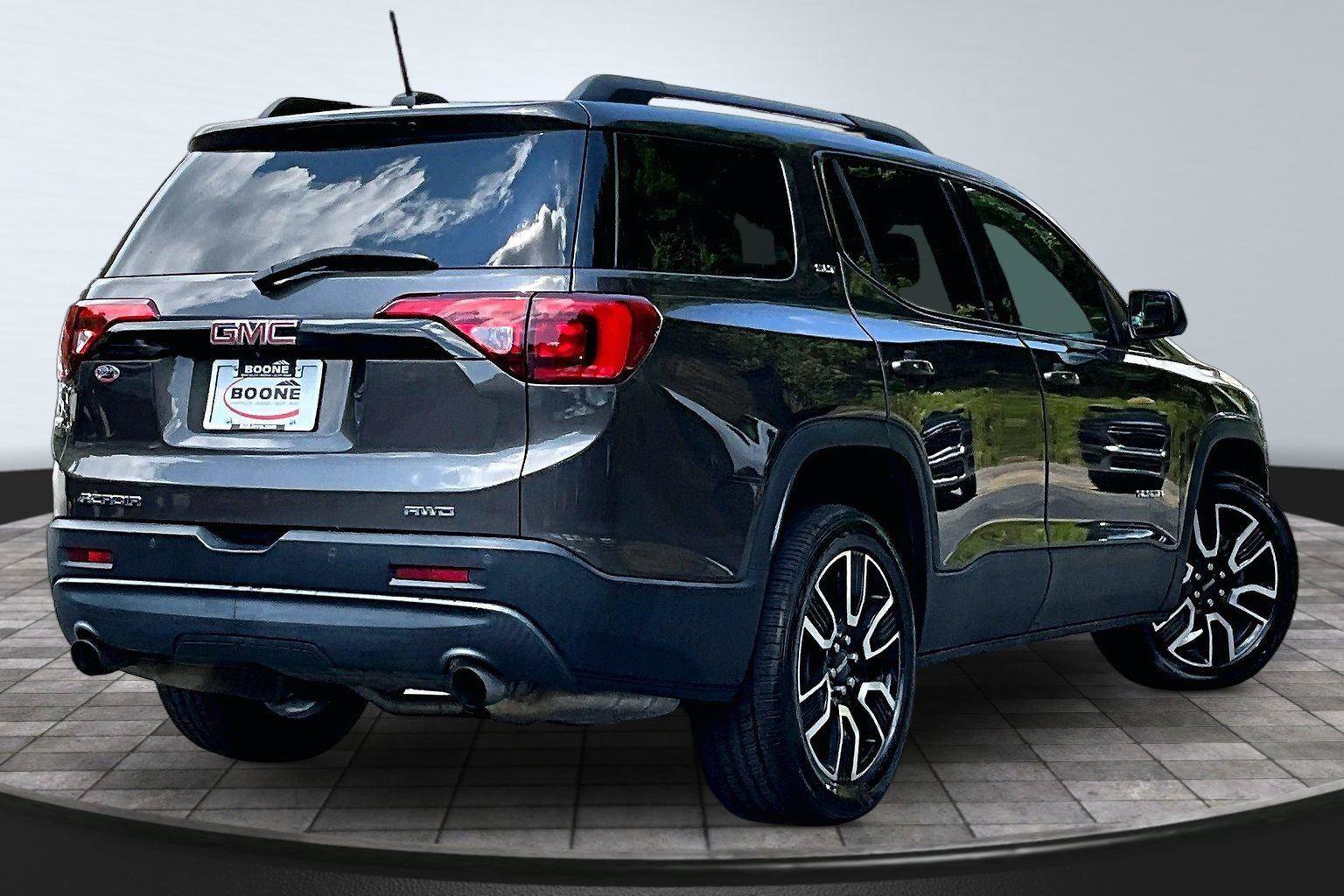 Used 2019 GMC Acadia SLT w/ Black Edition AWD/4WD image 13
