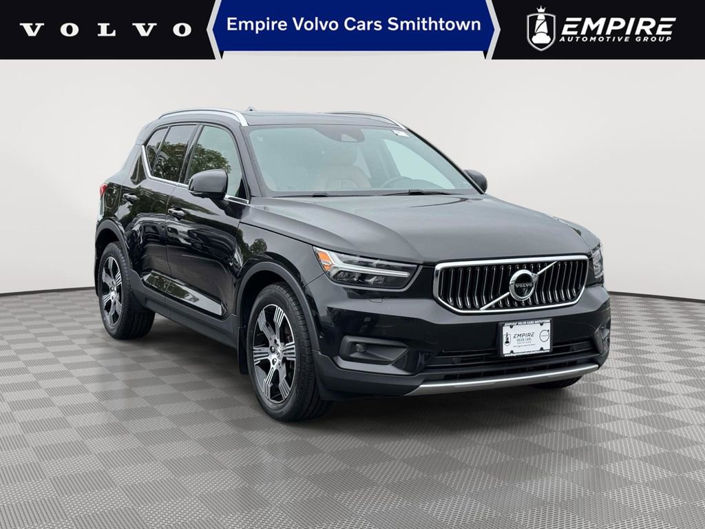 Used 2022 Volvo XC40 T5 Inscription w/ Advanced Package AWD/4WD image 1