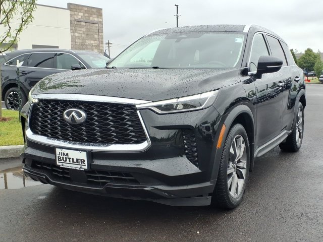 Used 2023 INFINITI QX60 Luxe w/ Vision Package AWD/4WD image 3